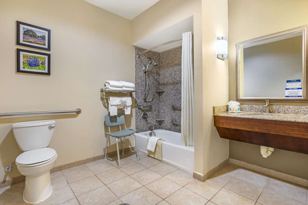 COMFORT SUITES OLD TOWN SPRING-guestroom-Guest Room,Bathroom,On-Site.jpg