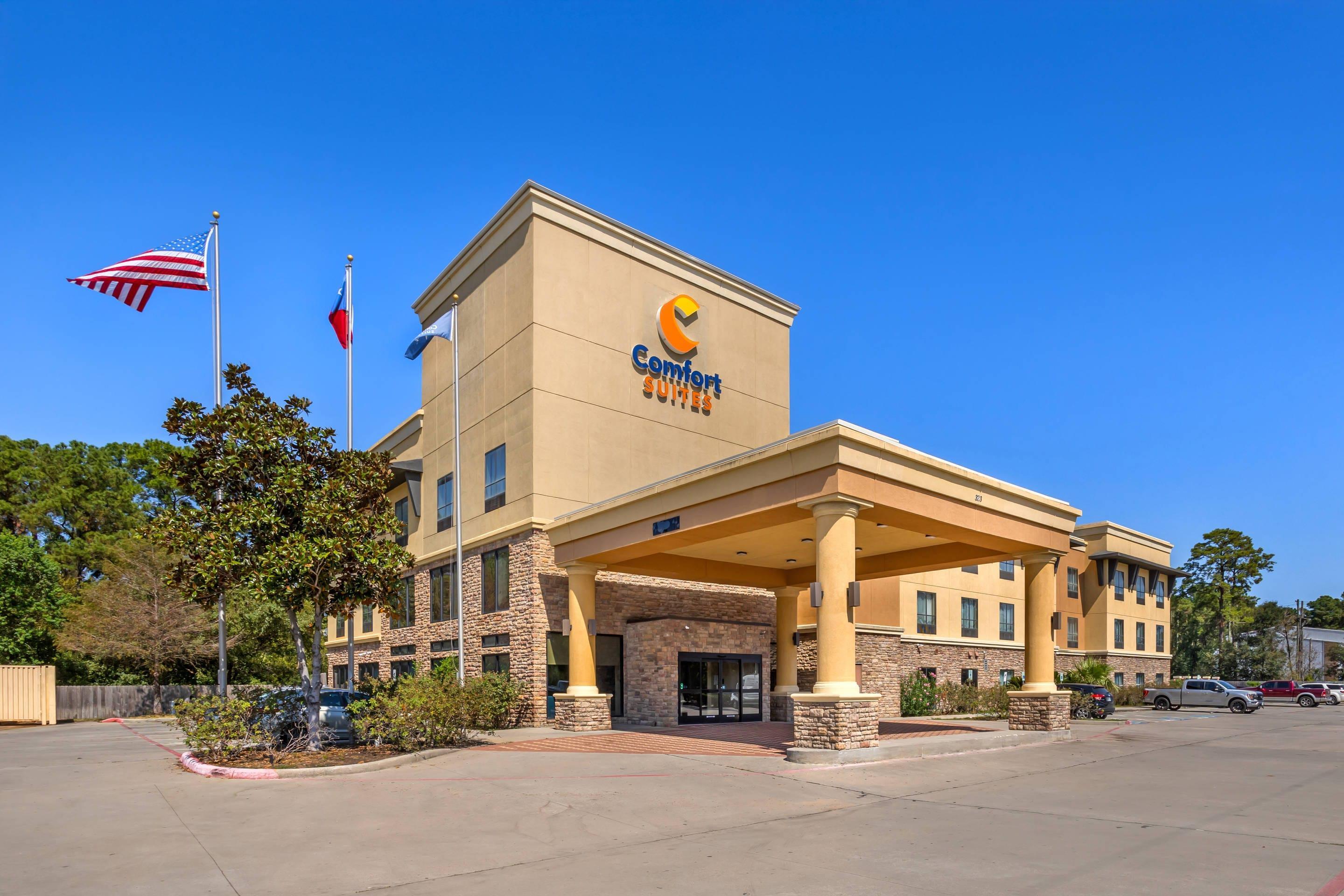 Hotel exterior | Comfort Suites Old Town Spring