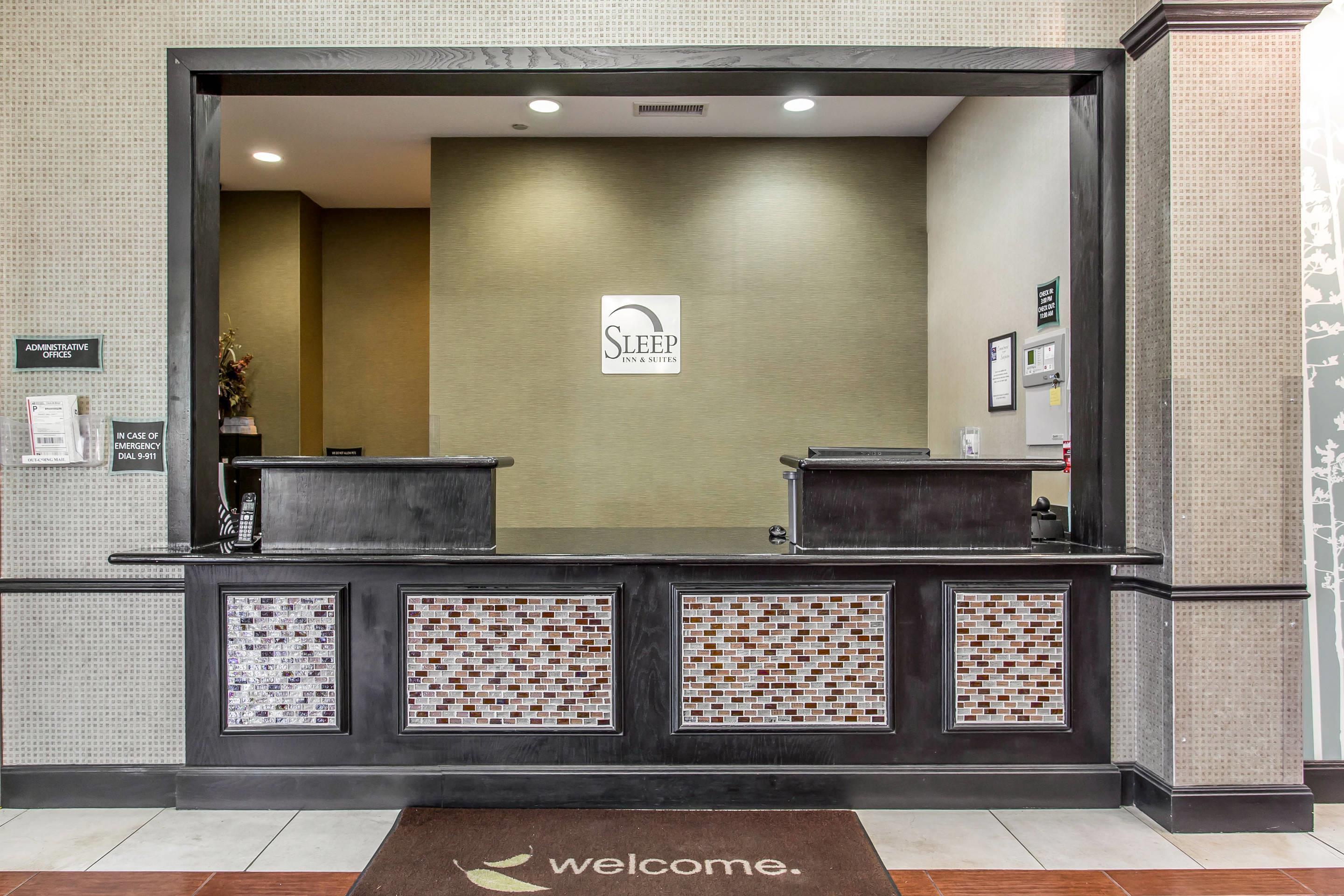 Hotel lobby | Sleep Inn & Suites West Medical Center