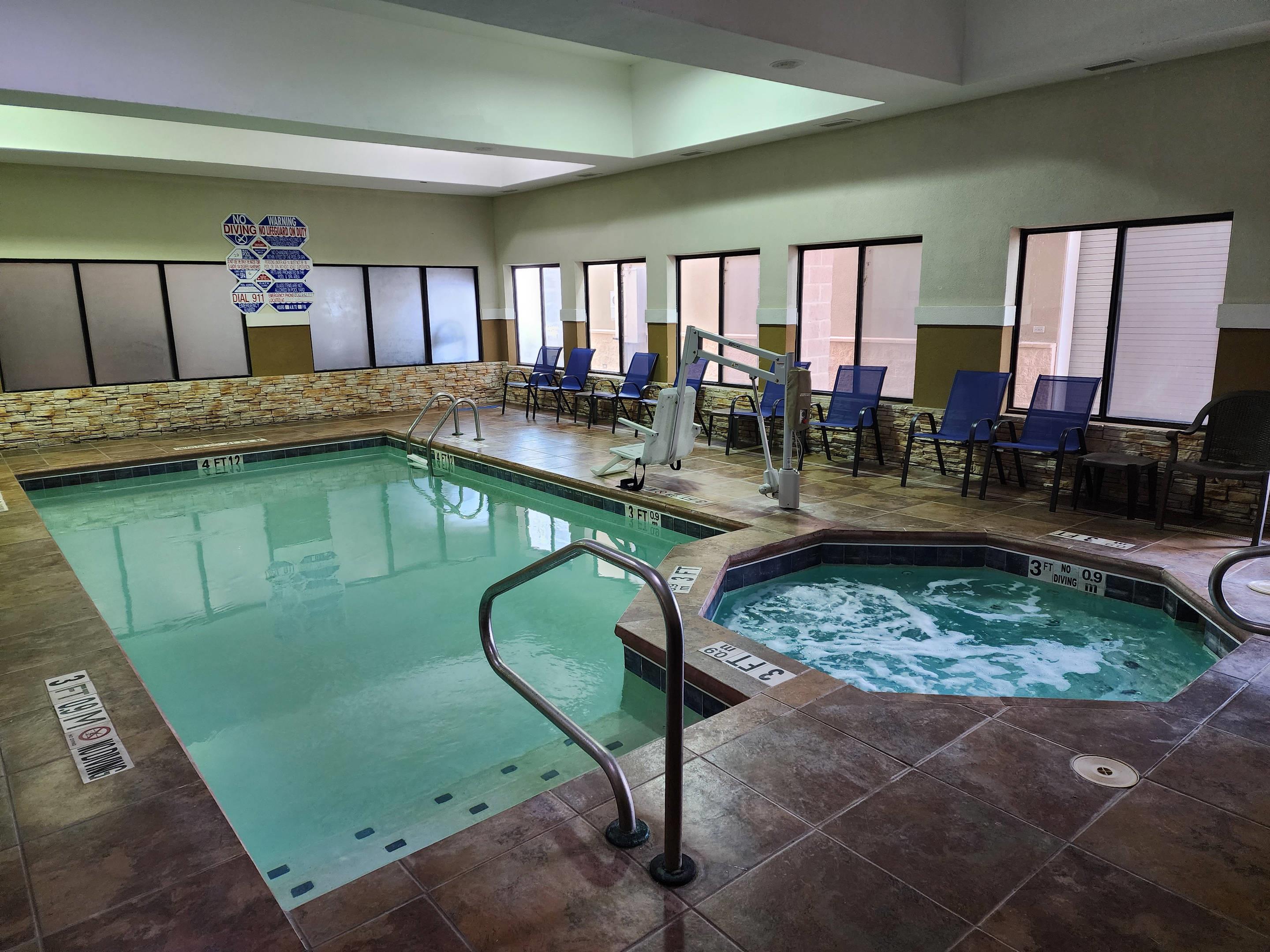 Indoor pool | Sleep Inn & Suites West Medical Center