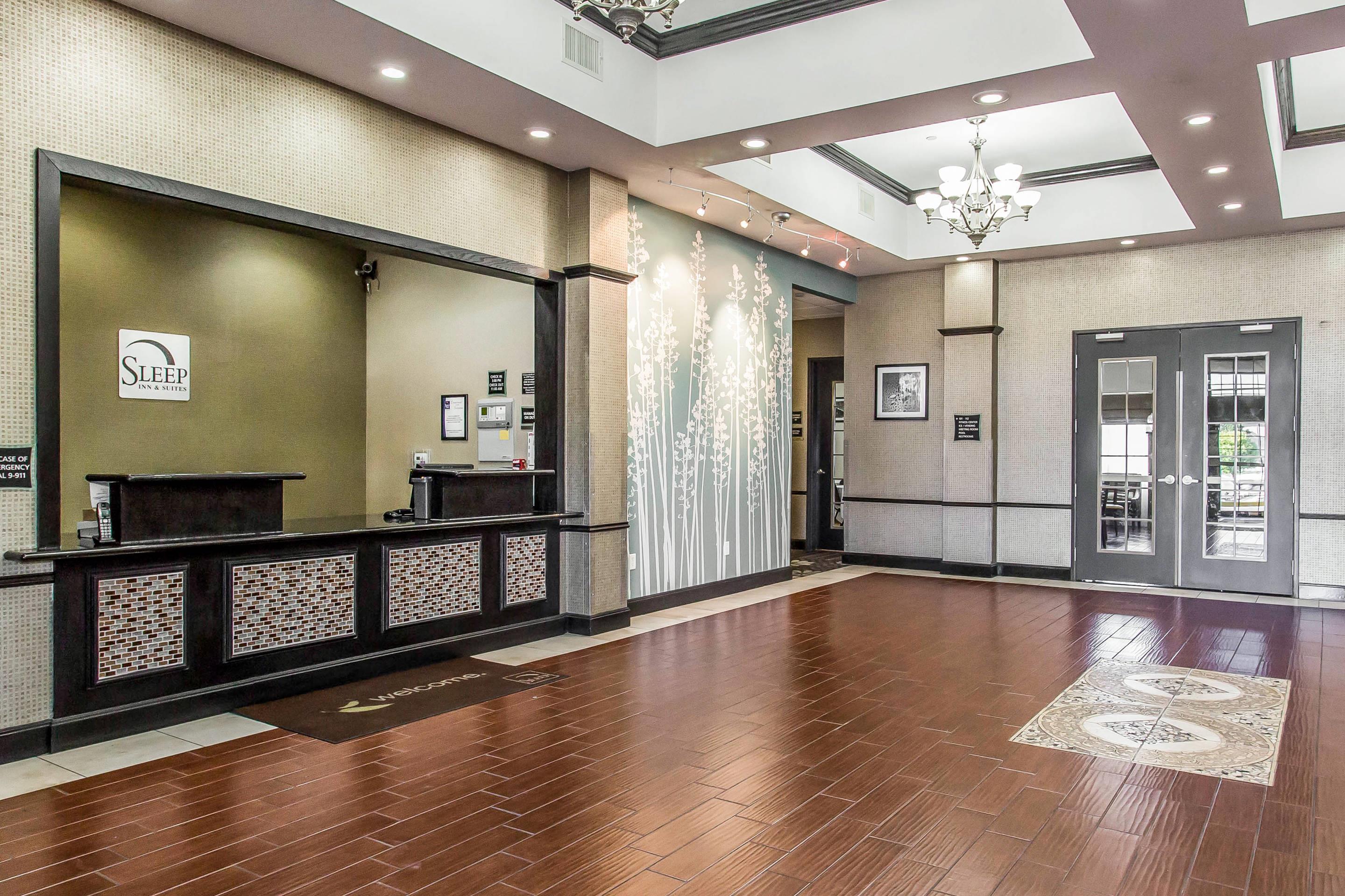 Hotel lobby | Sleep Inn & Suites West Medical Center