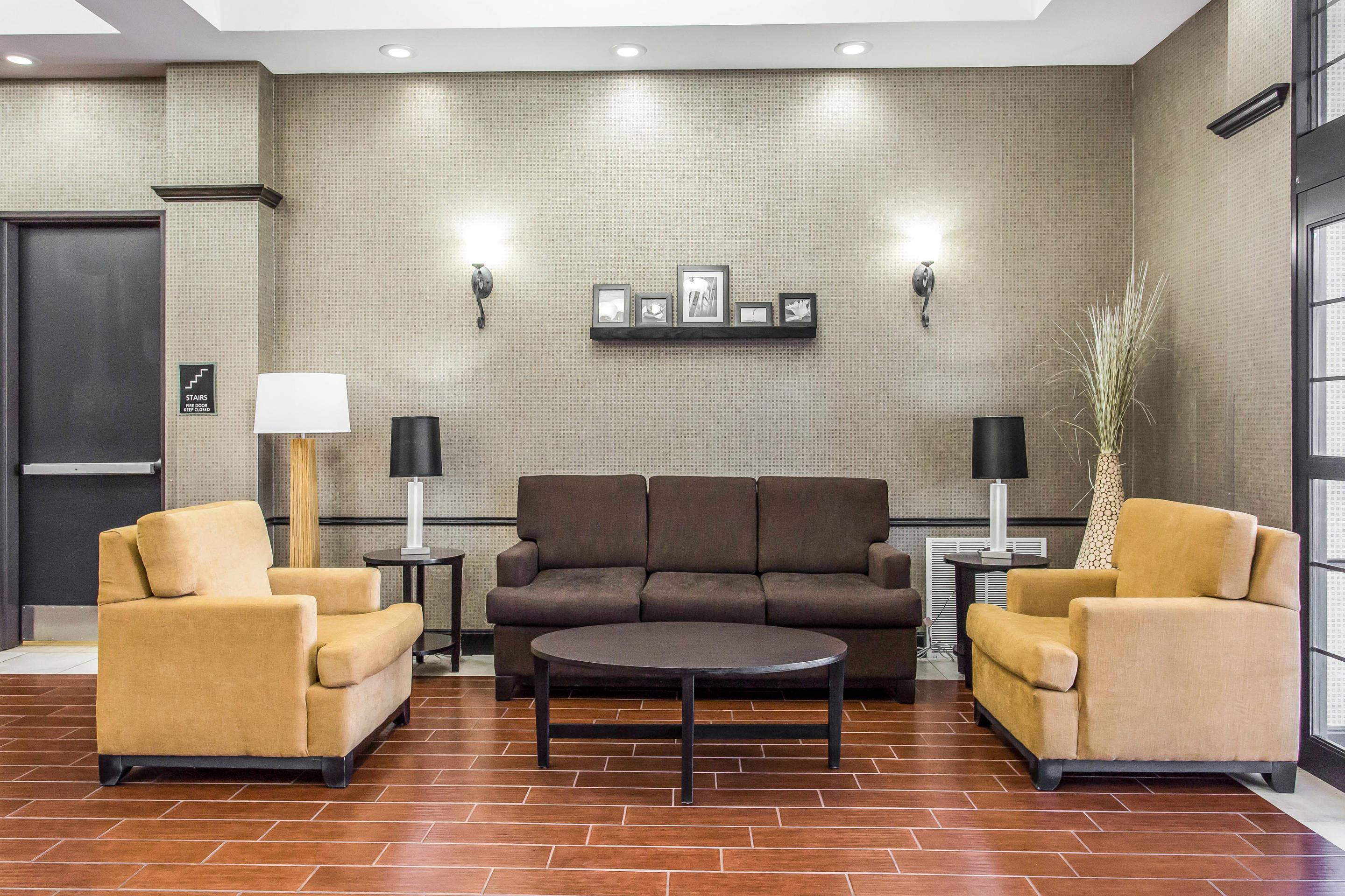 Hotel lobby | Sleep Inn & Suites West Medical Center