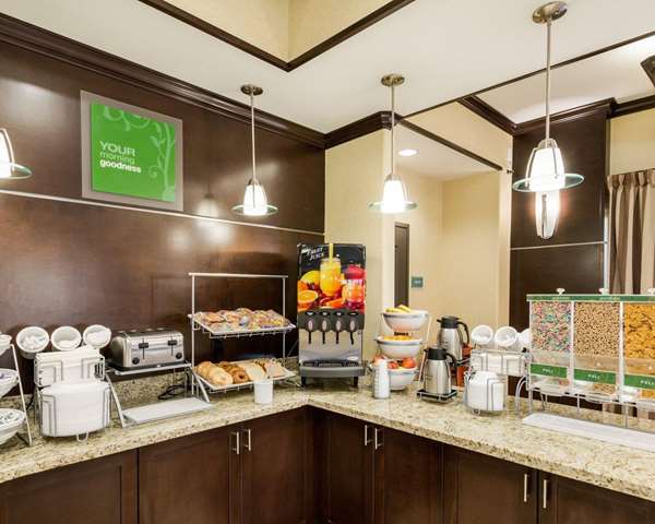 Amenities - Comfort Suites Jewett