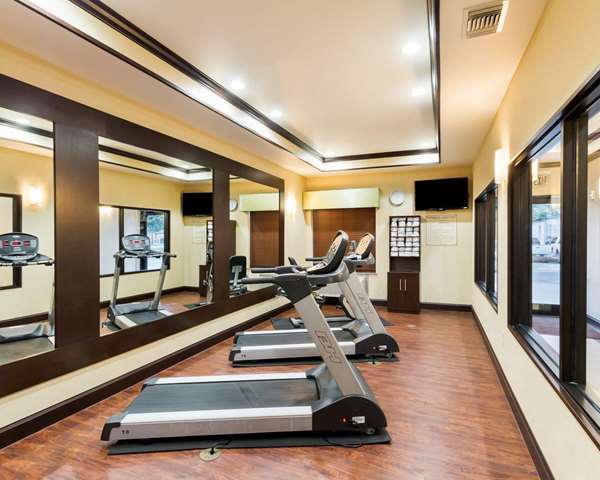 Fitness/ Exercise Room - Comfort Suites Jewett