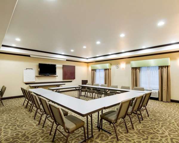  - Comfort Suites Jewett