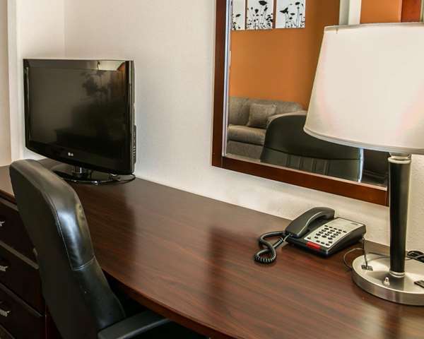Suite - Sleep Inn & Suites Houston