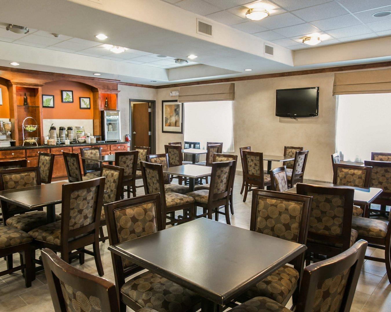 Breakfast room