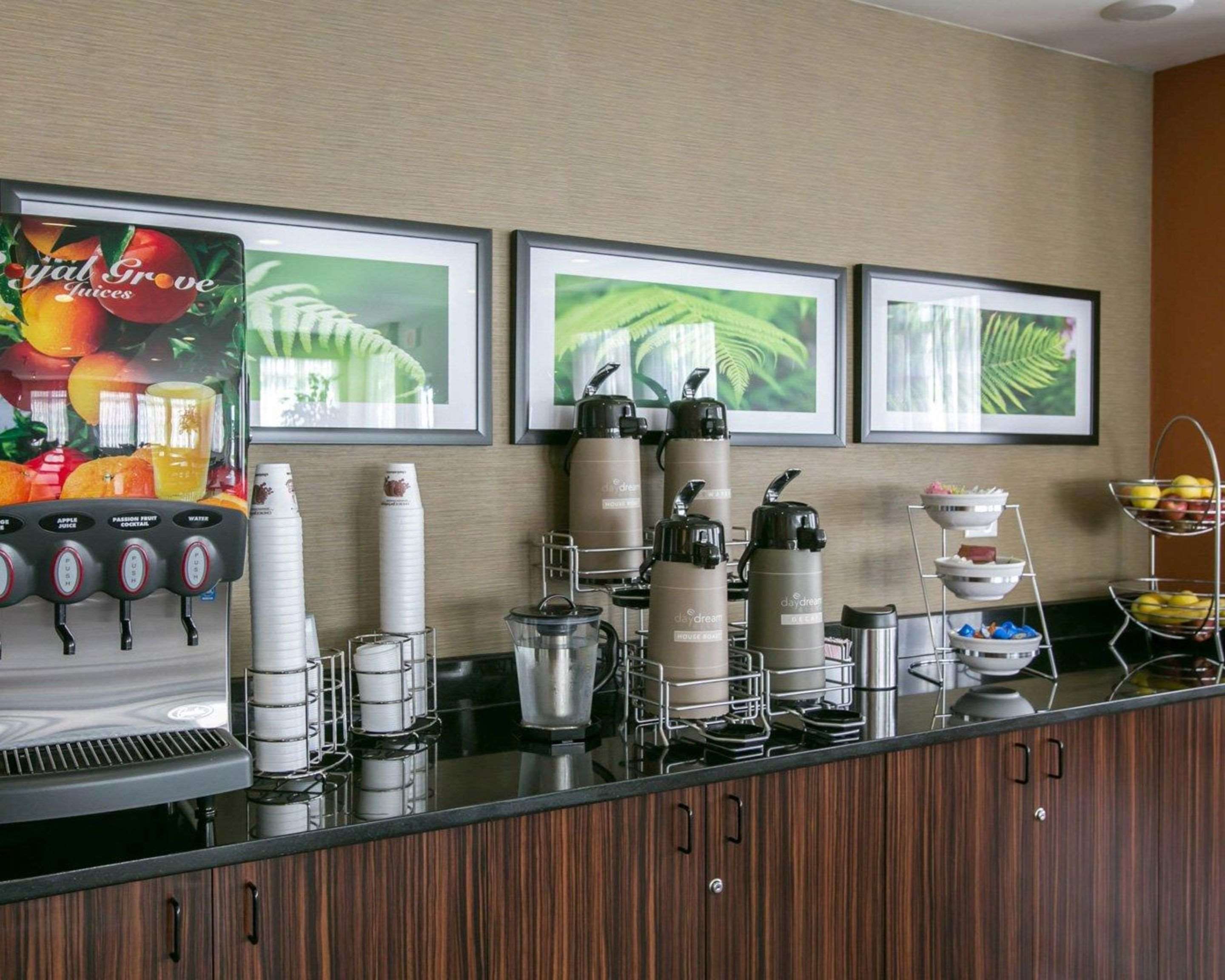 Breakfast counter