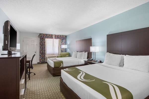  - Quality Inn Clute