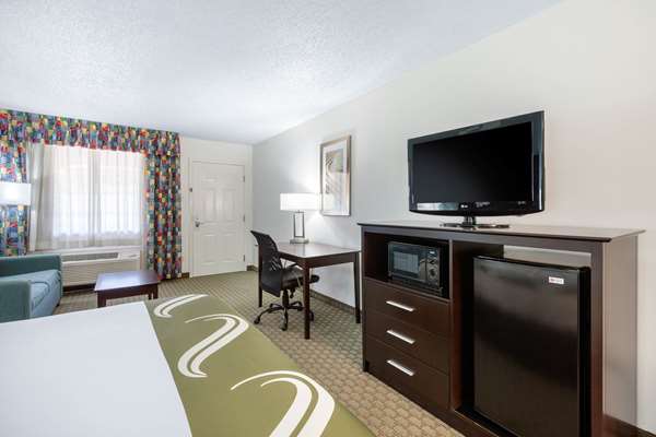  - Quality Inn Clute