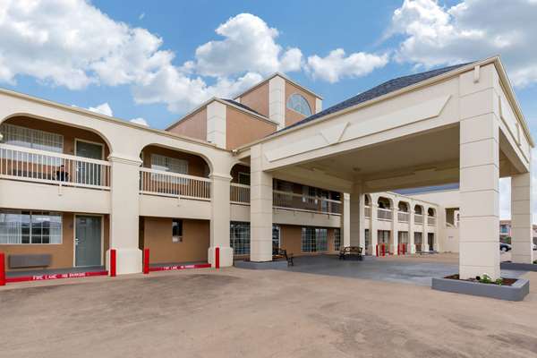 Exterior view - Quality Inn Clute
