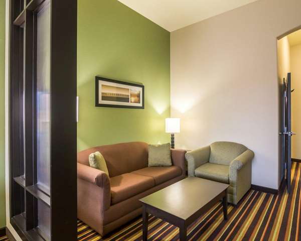 Suite - Comfort Suites West Amarillo - I-40, Exit 67