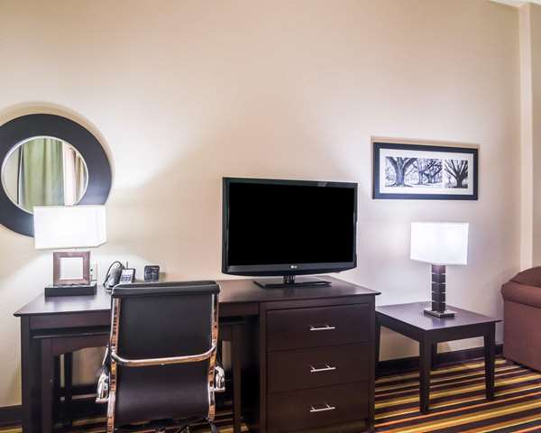 Suite - Comfort Suites West Amarillo - I-40, Exit 67