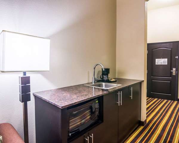 Suite - Comfort Suites West Amarillo - I-40, Exit 67