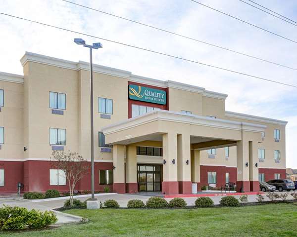 Exterior view - Quality Inn & Suites Bryan