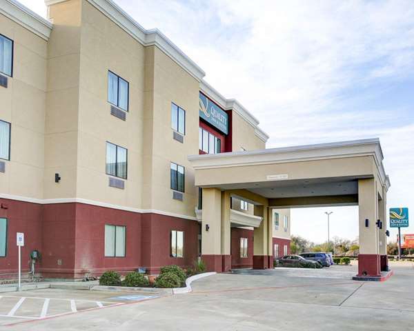 Exterior view - Quality Inn & Suites Bryan