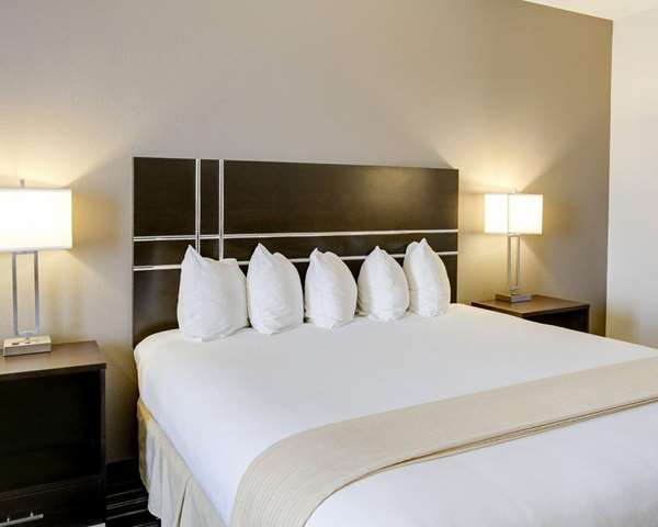  - Quality Inn & Suites Bryan