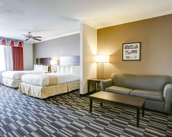 Suite - Quality Inn & Suites Bryan