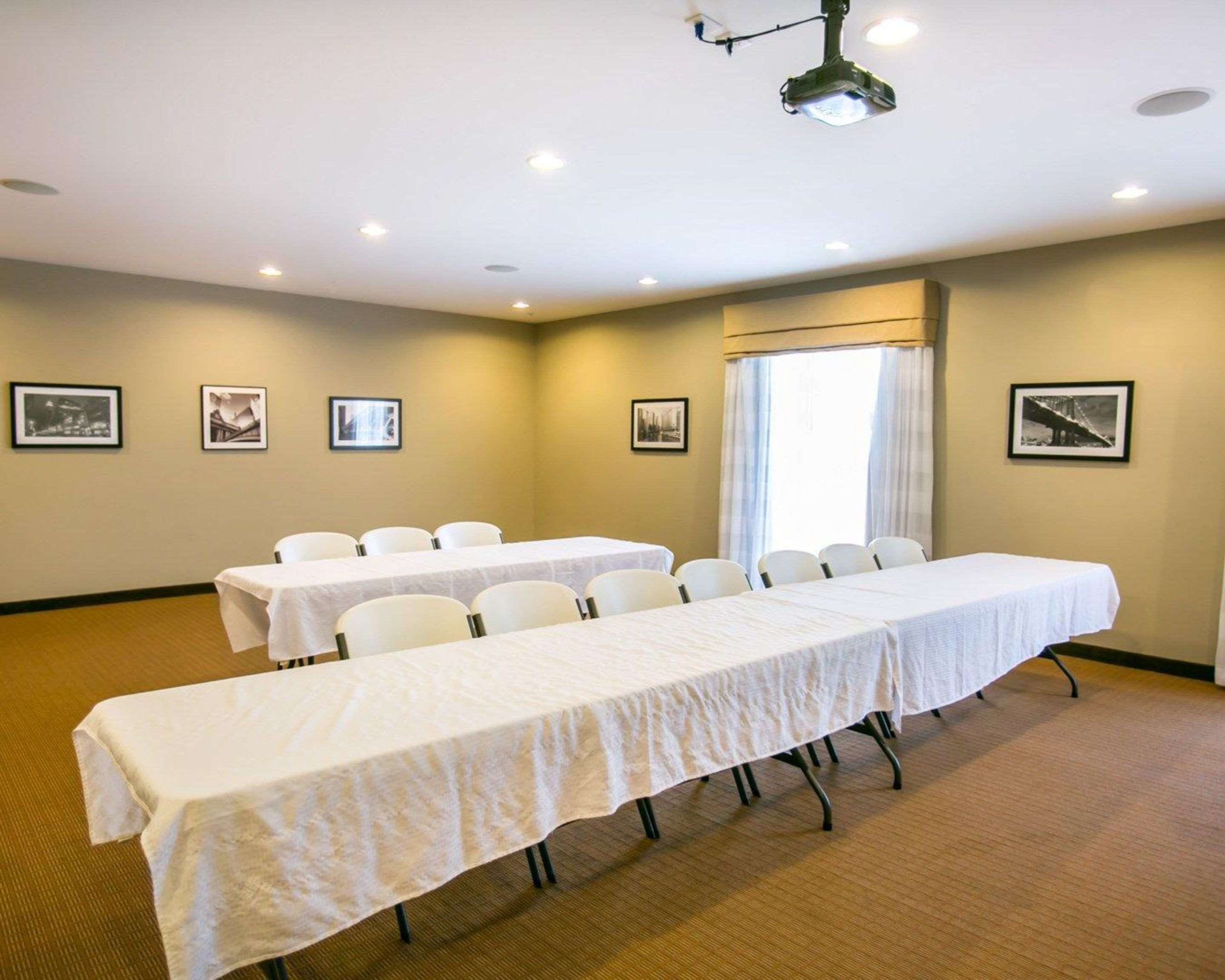 Meeting room | Sleep Inn & Suites Austin North I-35