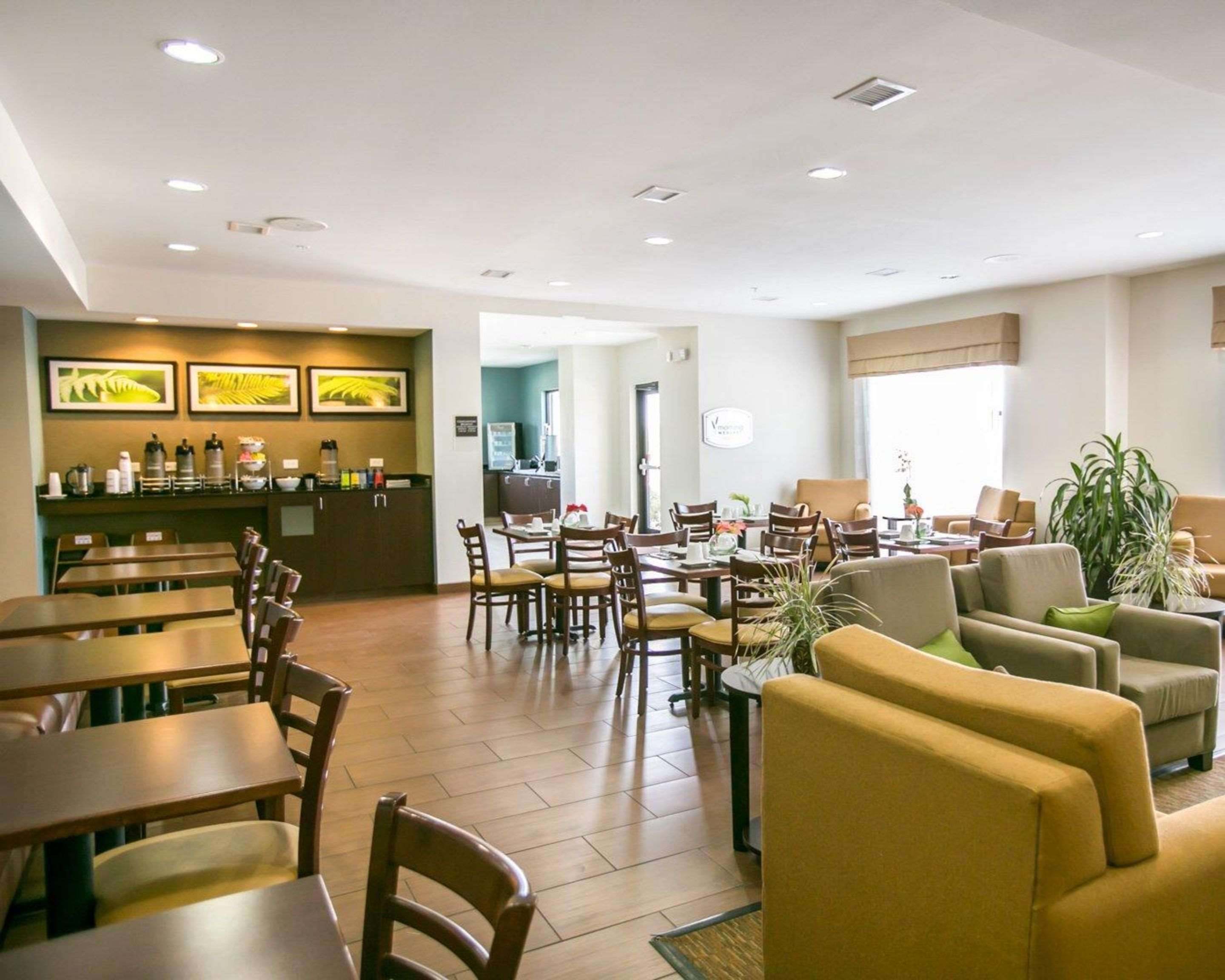 Breakfast counter | Sleep Inn & Suites Austin North I-35