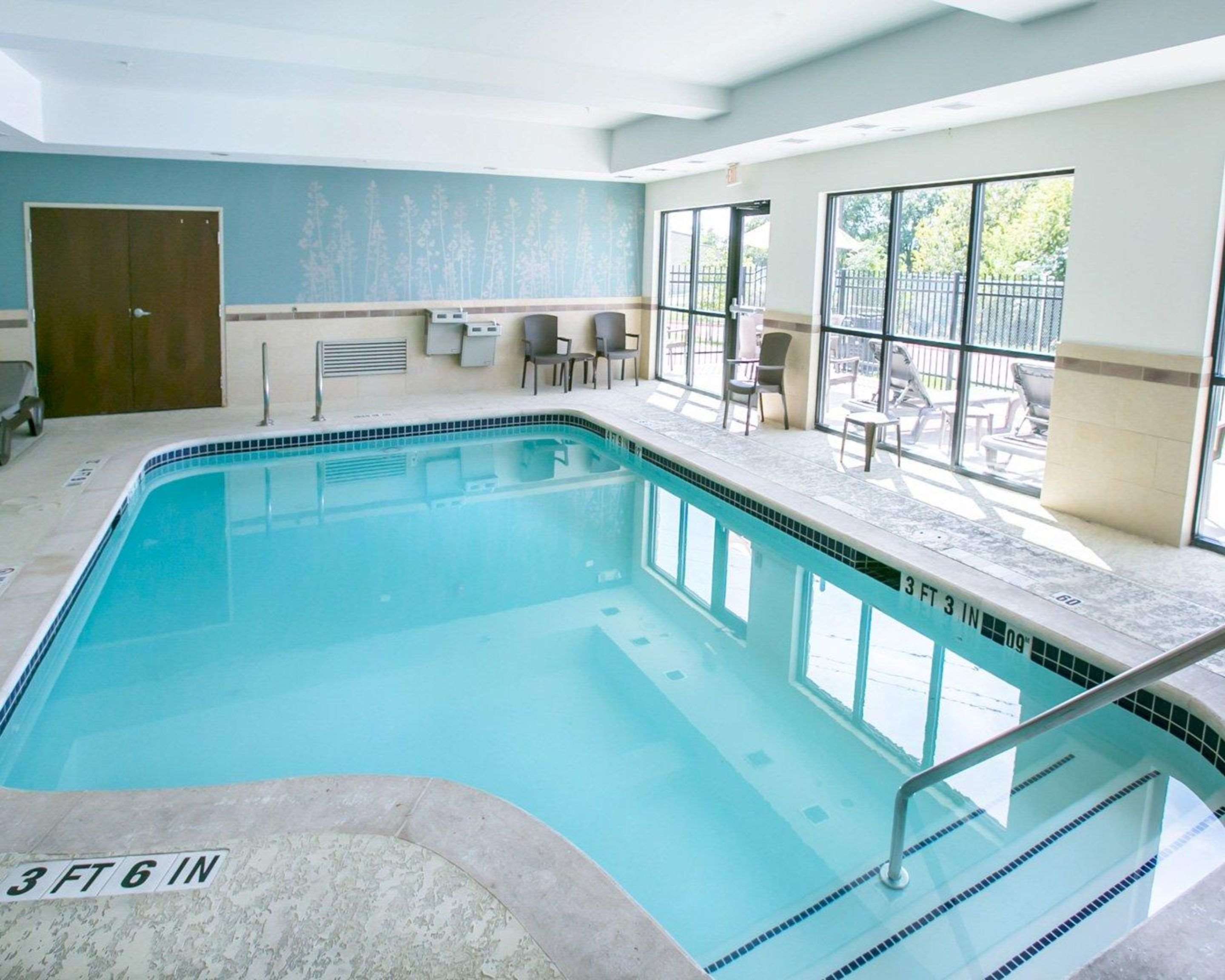 Indoor pool | Sleep Inn & Suites Austin North I-35
