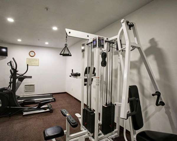 Fitness/ Exercise Room - Quality Inn Rockdale