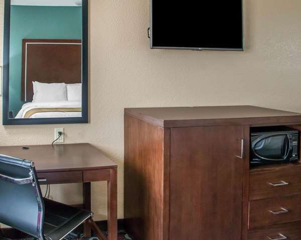  - Comfort Inn San Marcos