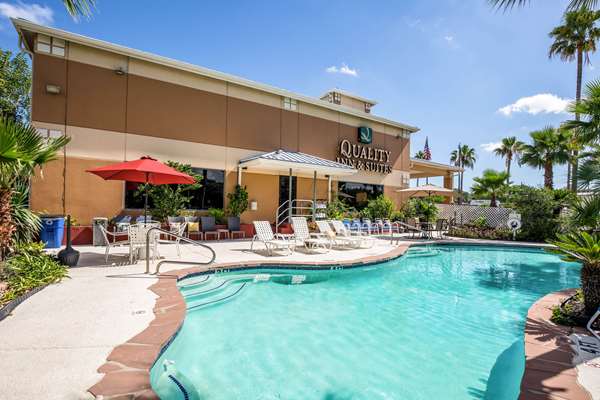 Pool - Quality Inn & Suites Seabrook