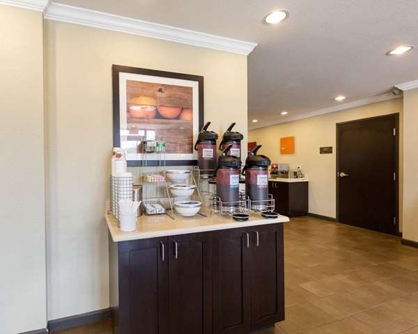 Amenities - Comfort Suites Southwest Houston