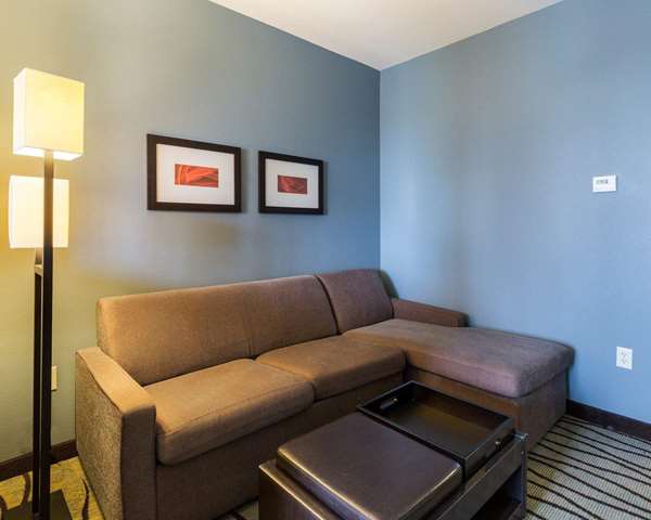 Suite - Comfort Suites Southwest Houston