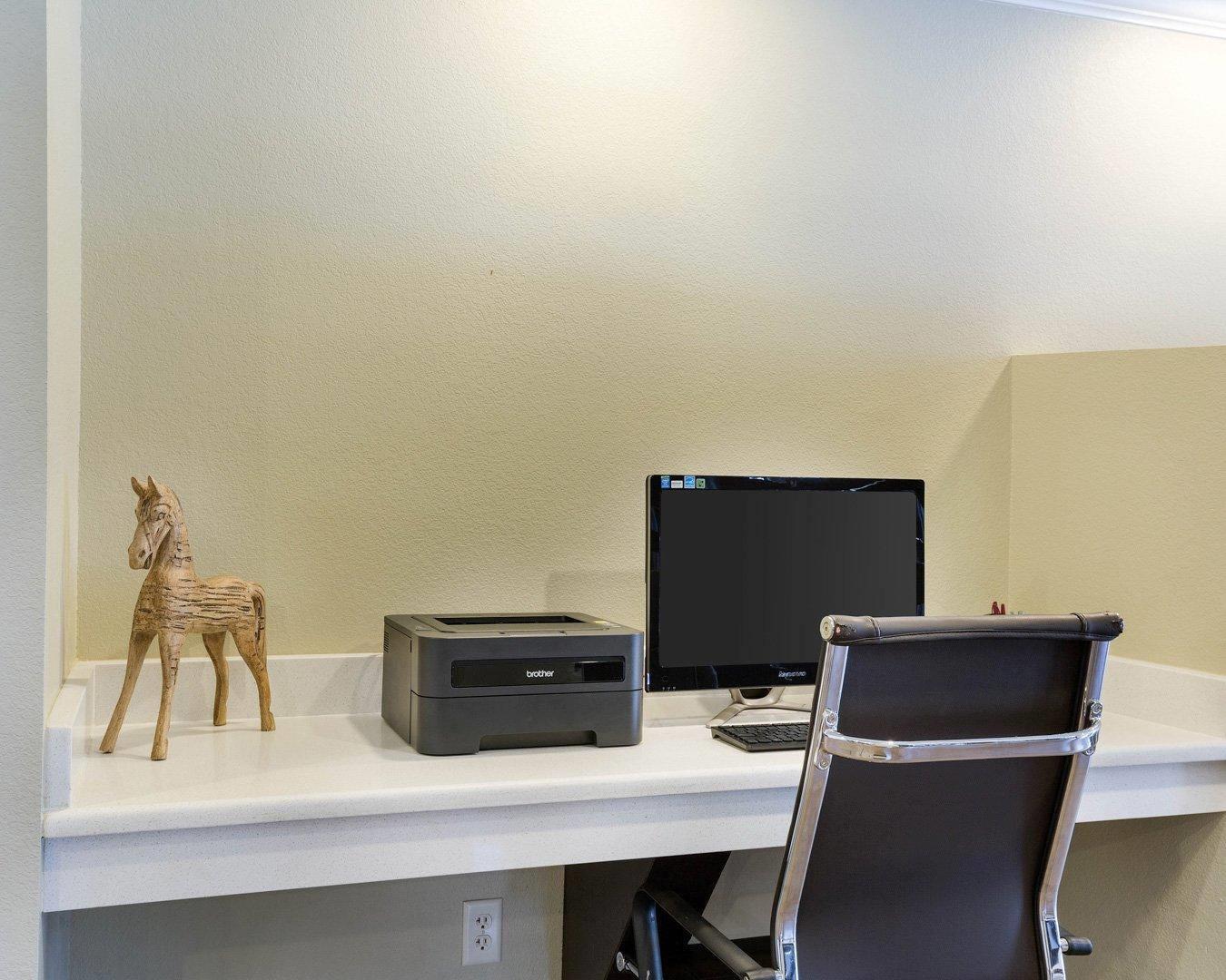 Business center | Comfort Suites near Westchase on Beltway 8