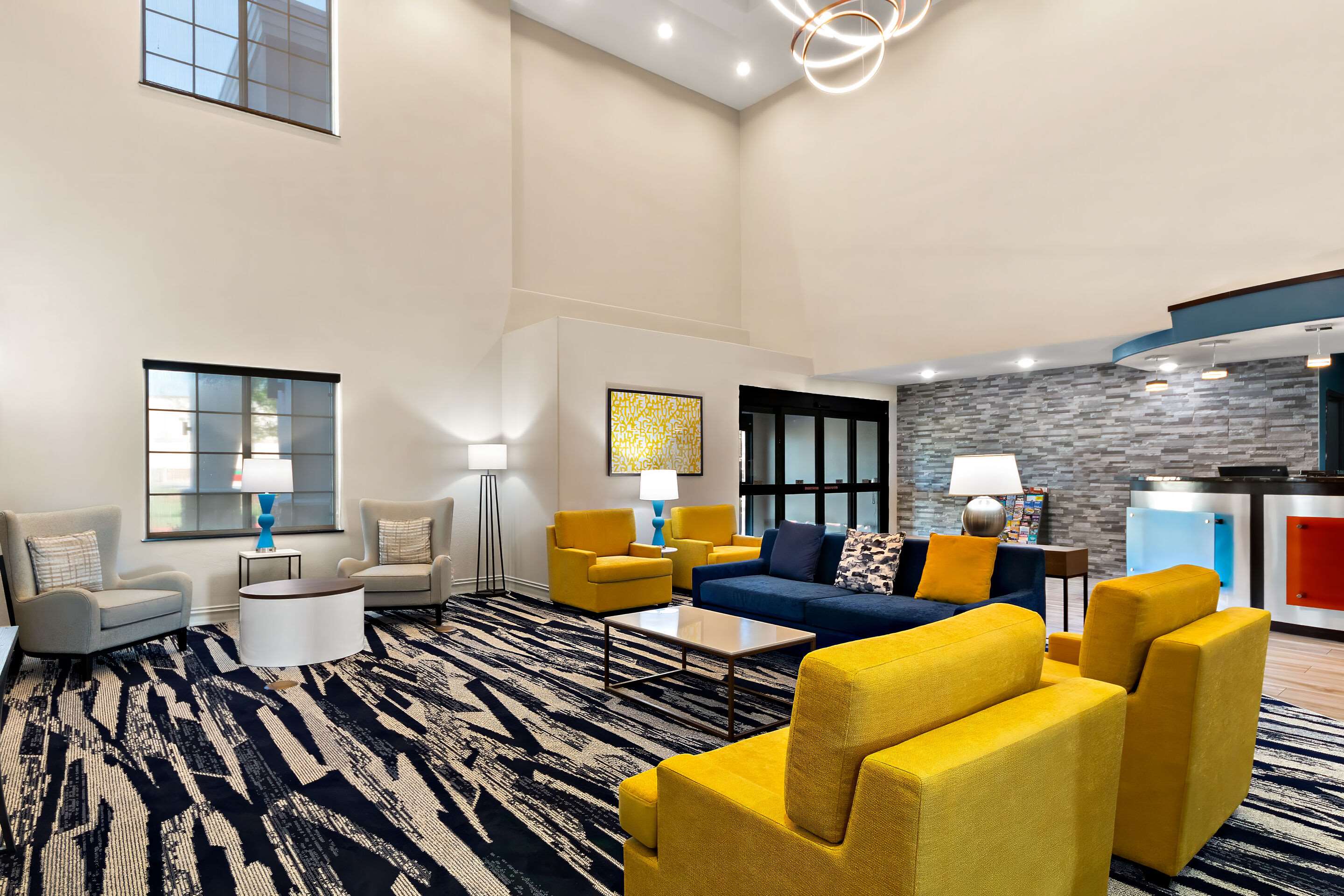 Hotel lobby | Comfort Suites Bastrop