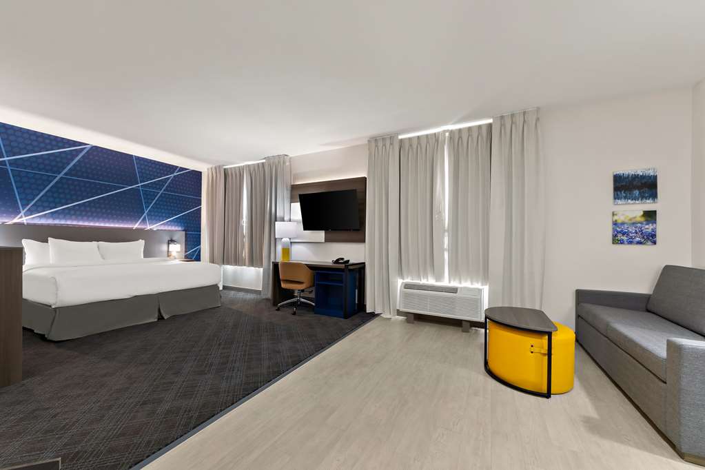 COMFORT SUITES BASTROP-guestroom-Guest Room,Suite,On-Site.jpg