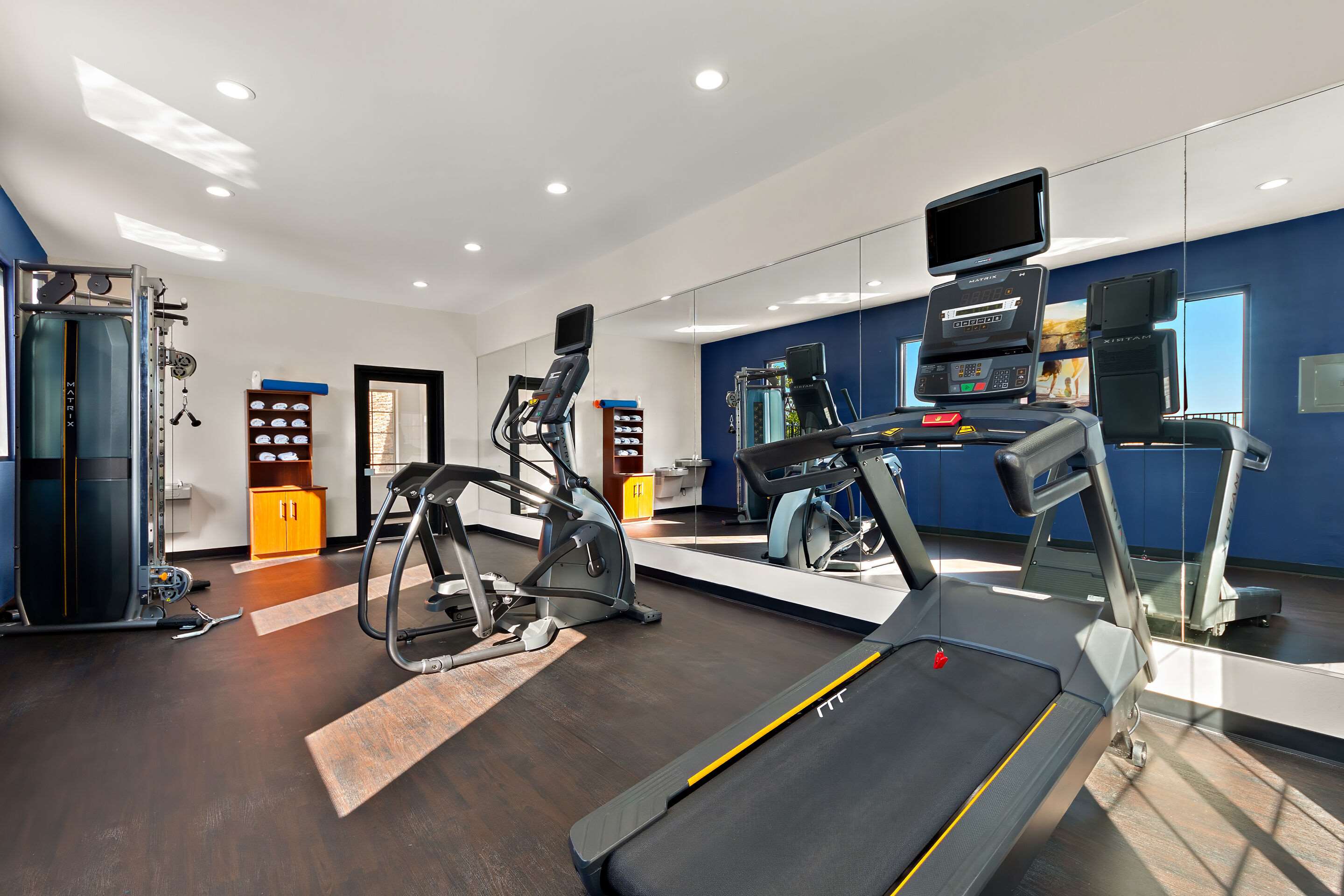 Fitness center | Comfort Suites Bastrop
