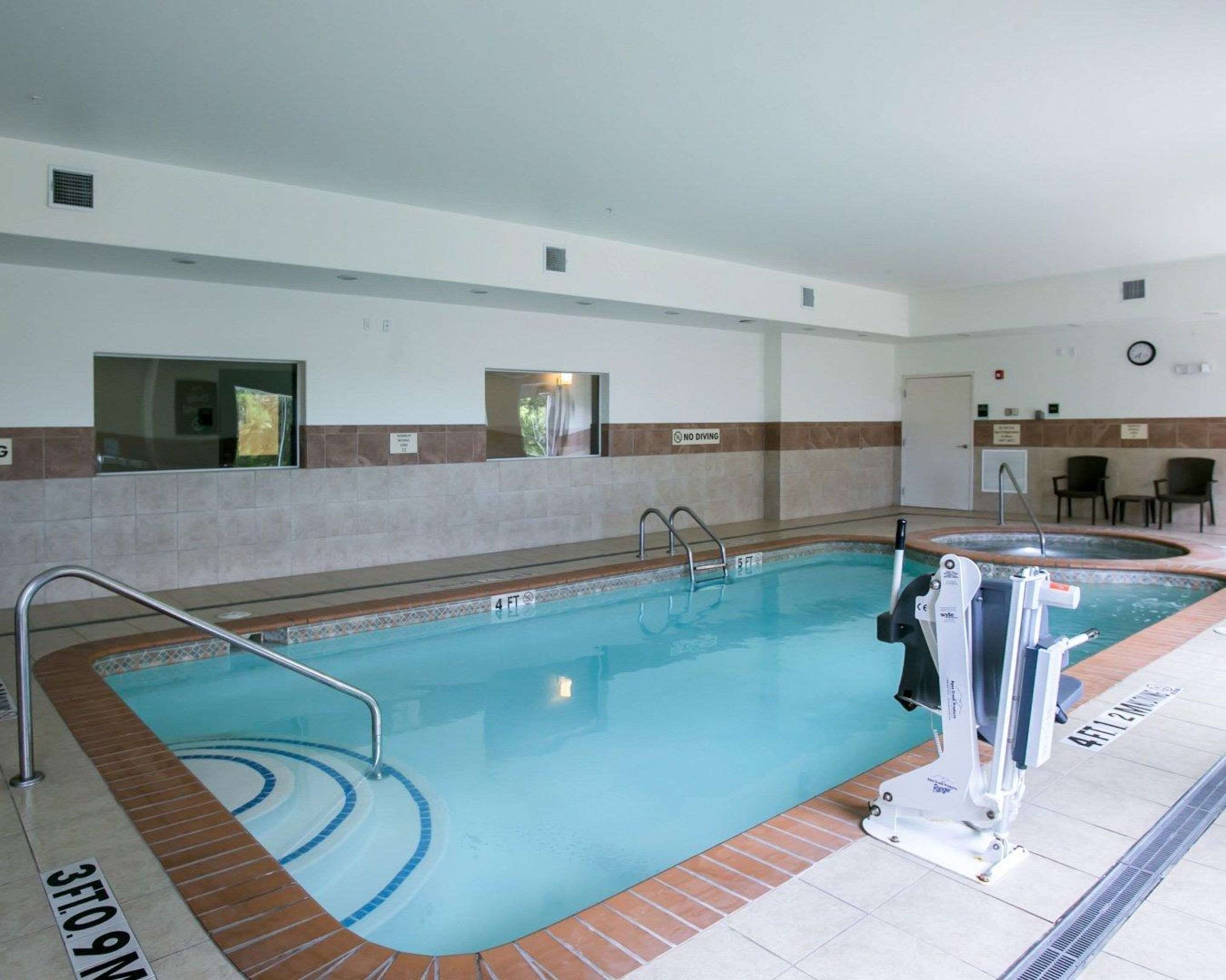 Indoor heated pool with hot tub
