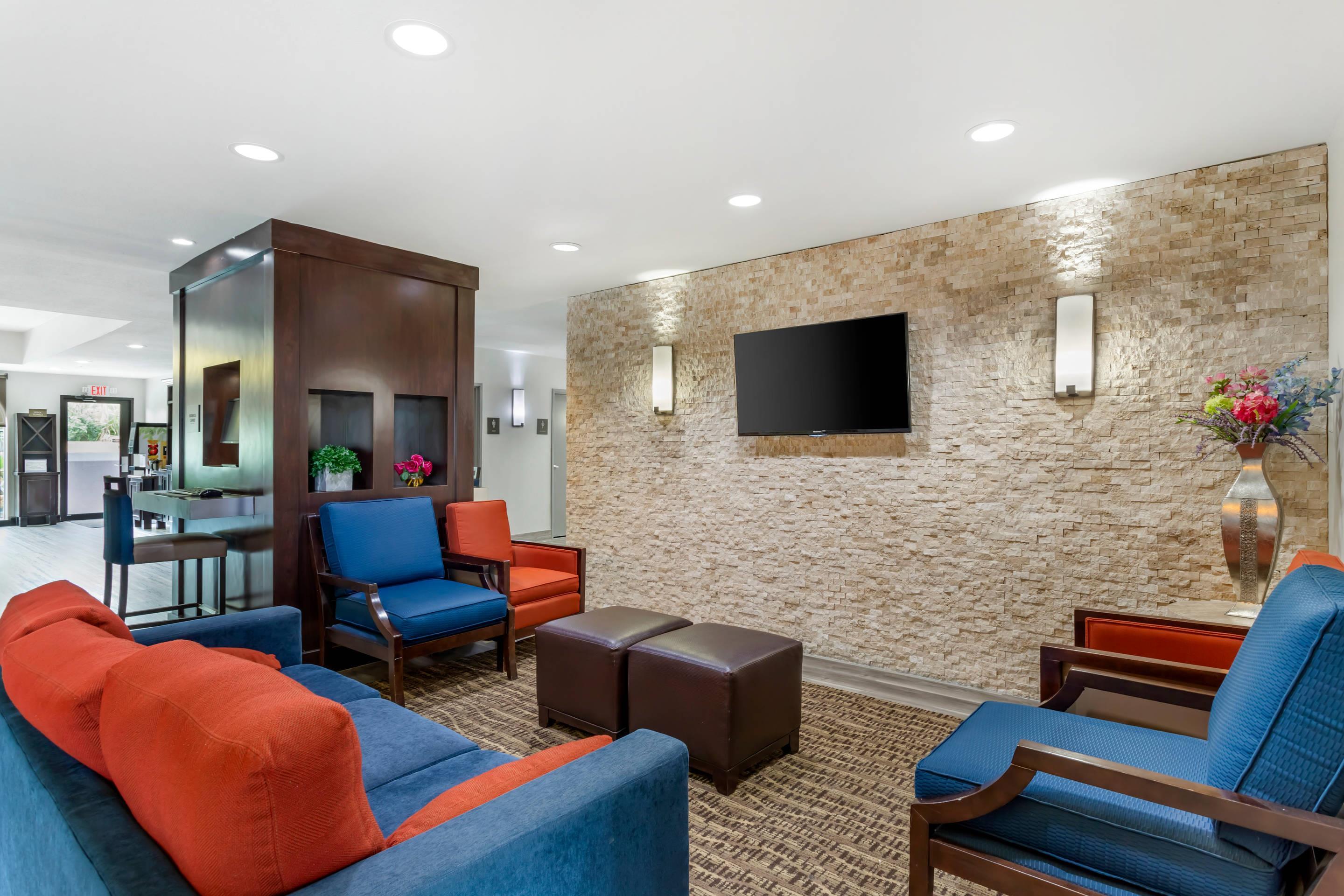 Lobby | Comfort Inn & Suites FM1960-Champions