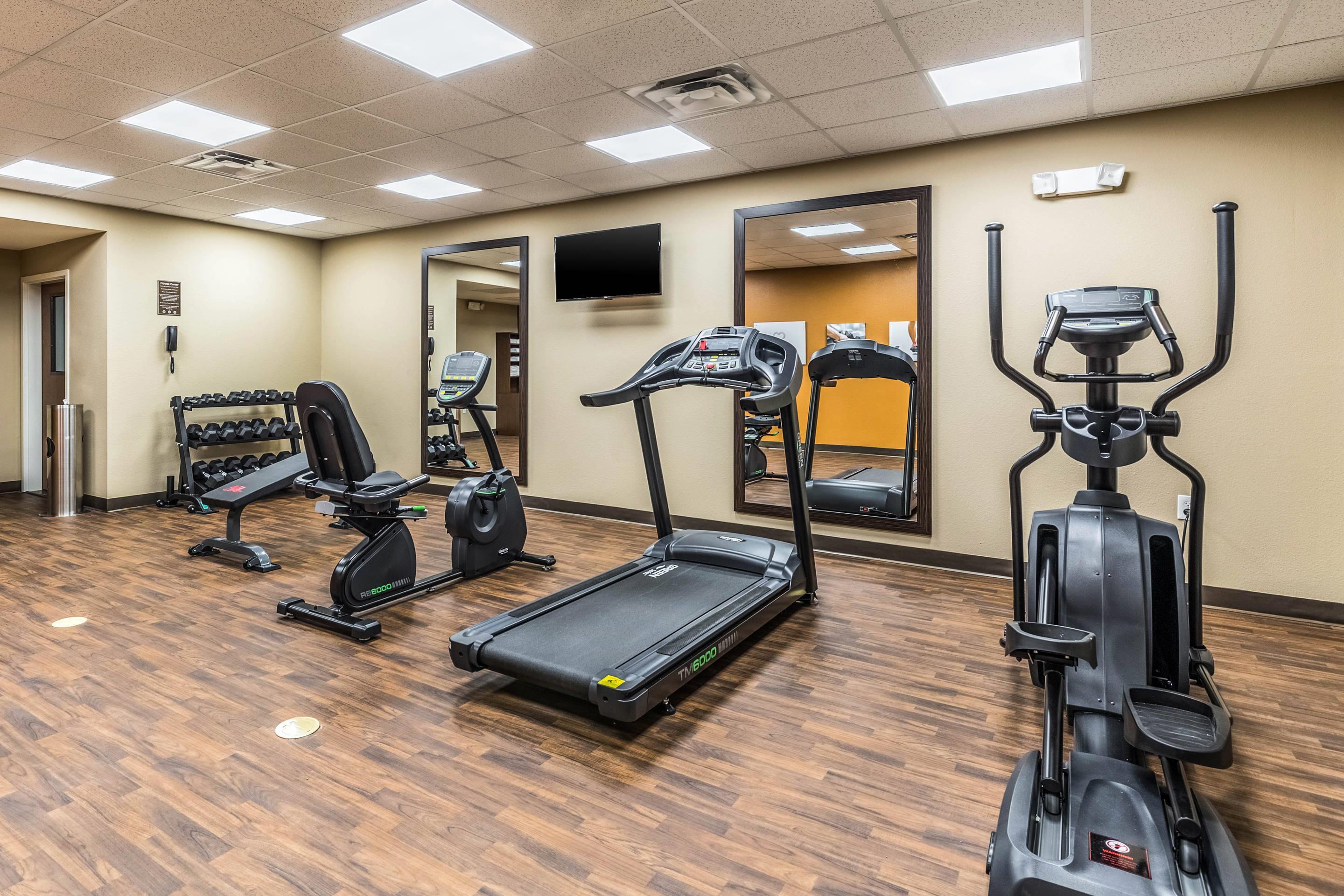 Fitness center | Comfort Suites
