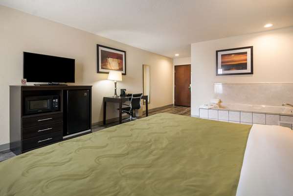  - Quality Inn & Suites Granbury