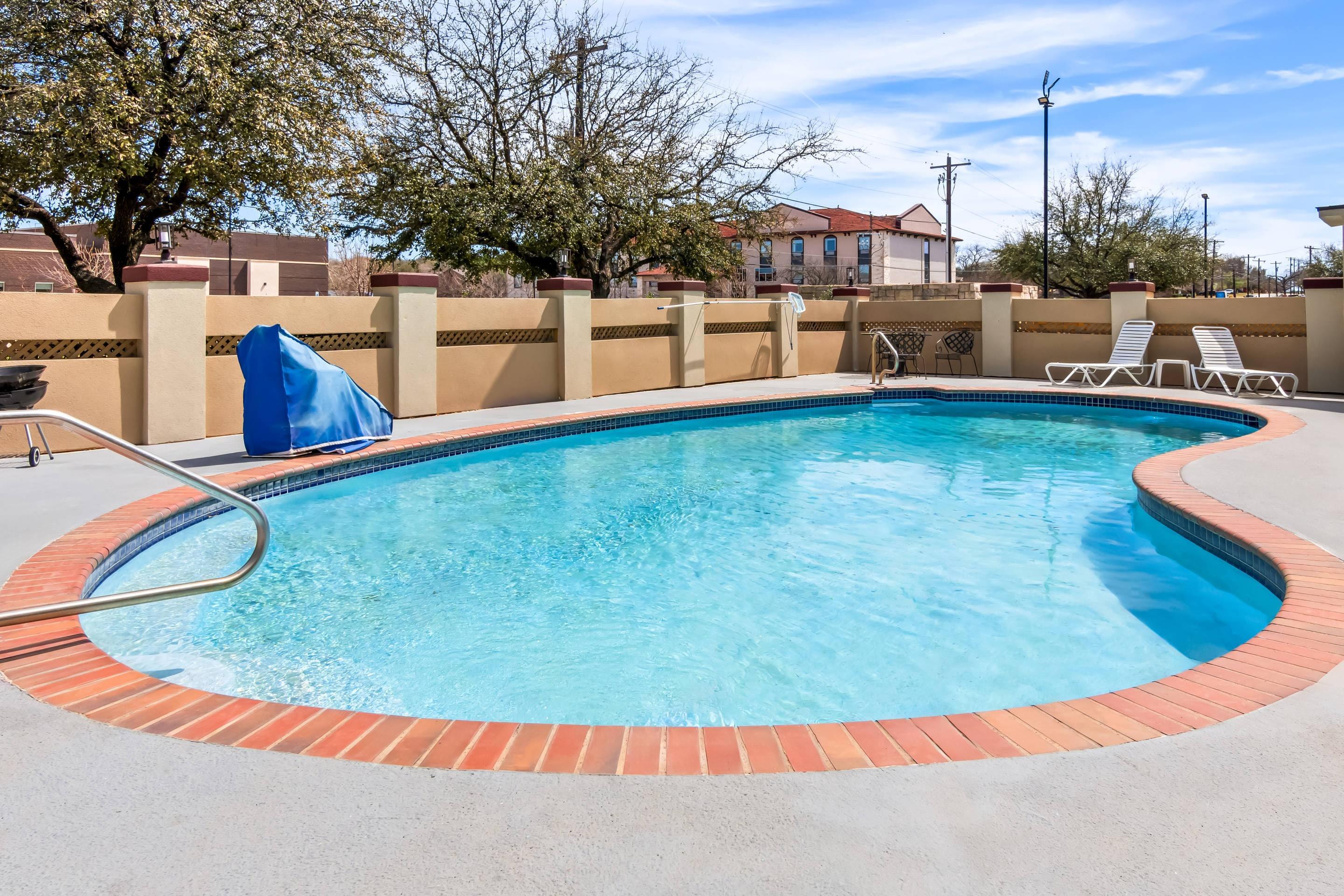 Outdoor pool | Quality Inn & Suites - Granbury