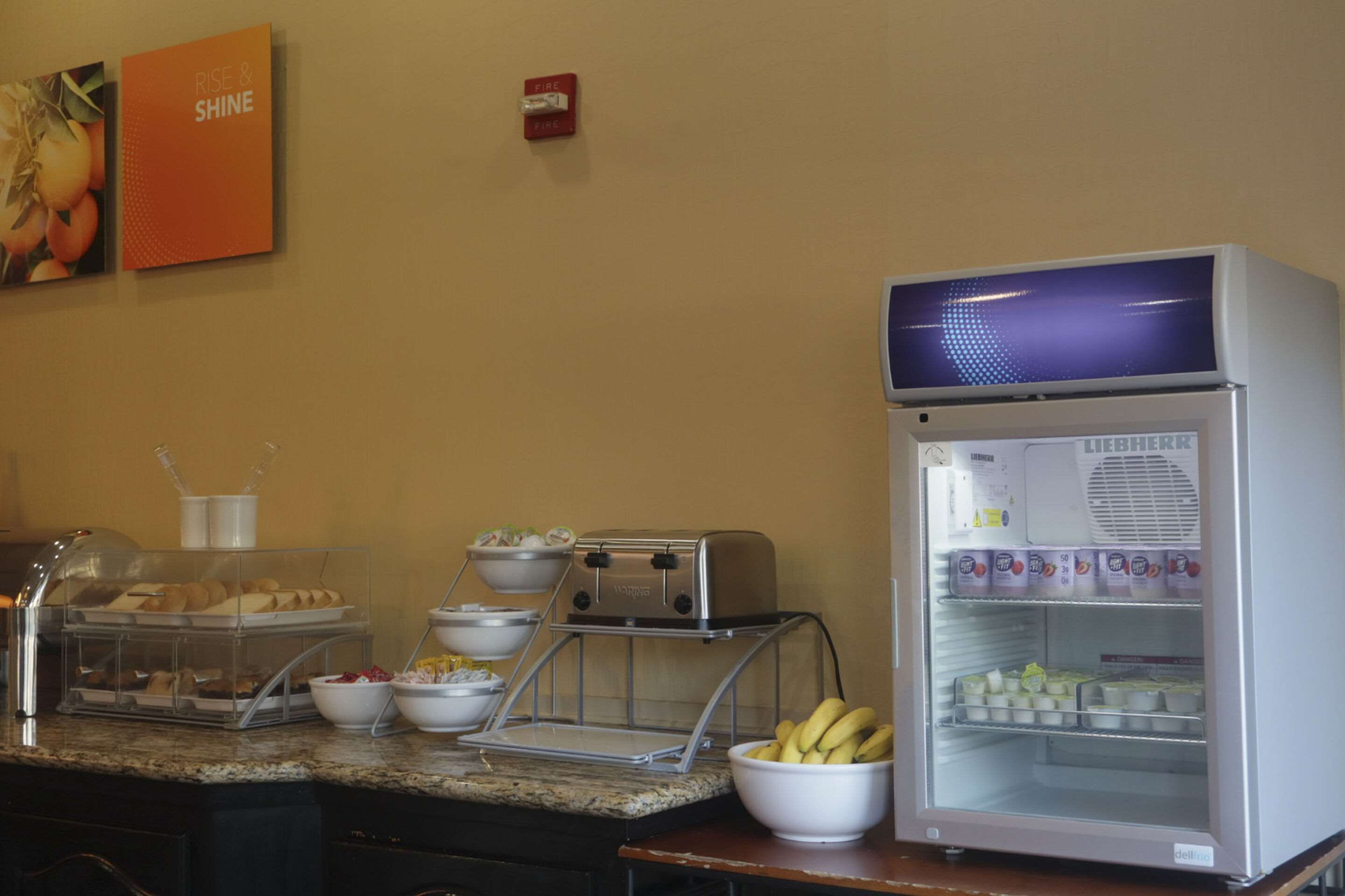 Breakfast counter