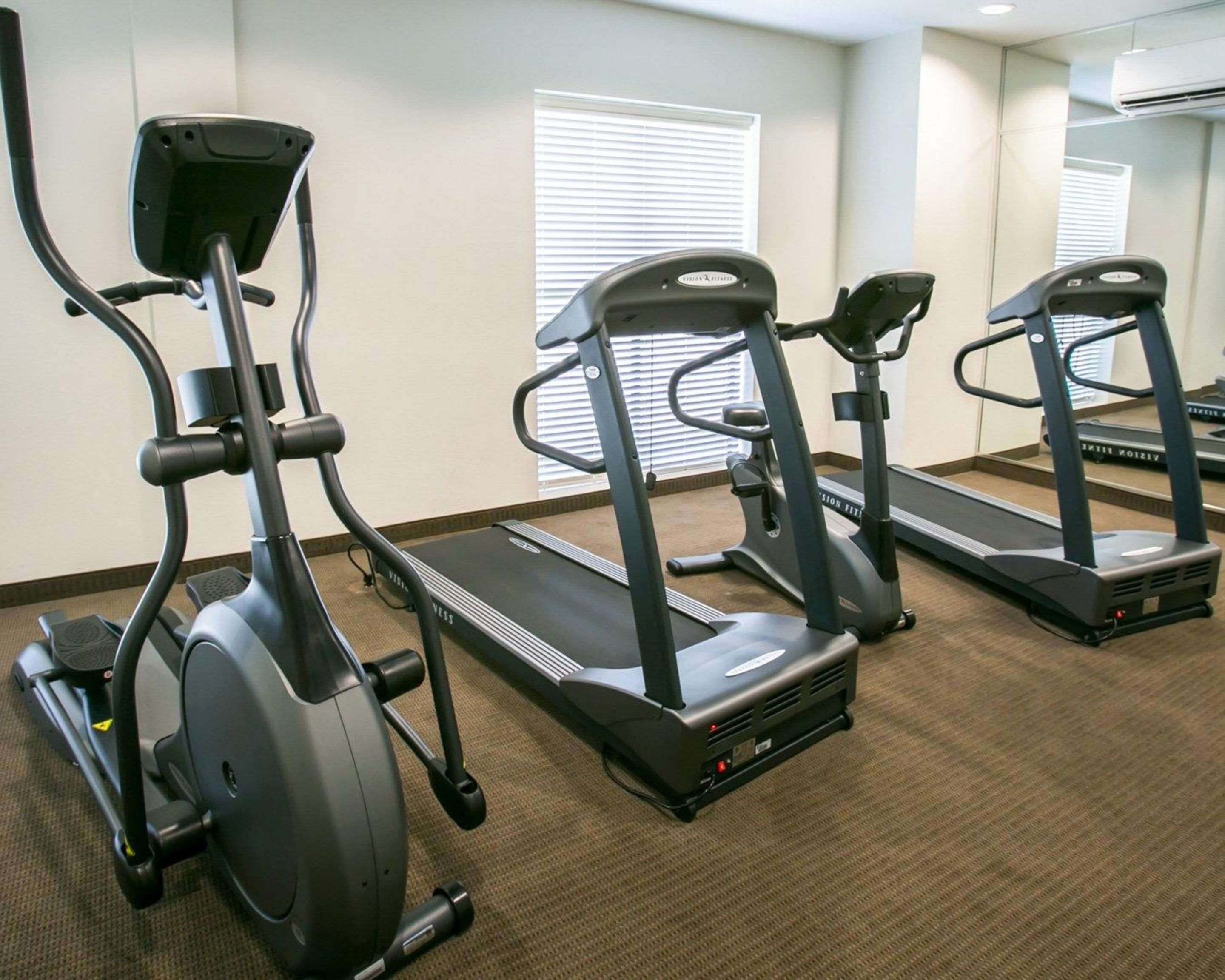 Exercise room | Sleep Inn & Suites