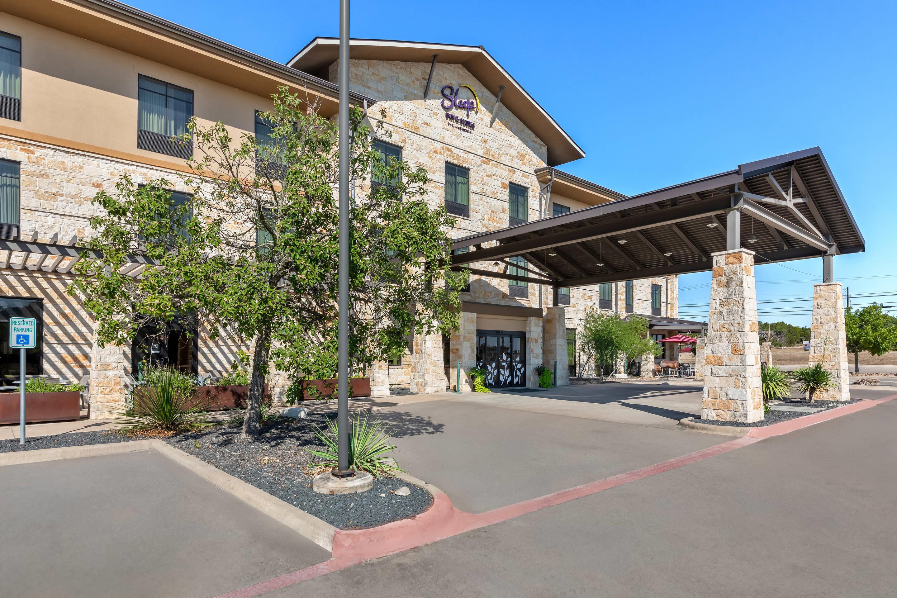 Hotel exterior | Sleep Inn & Suites