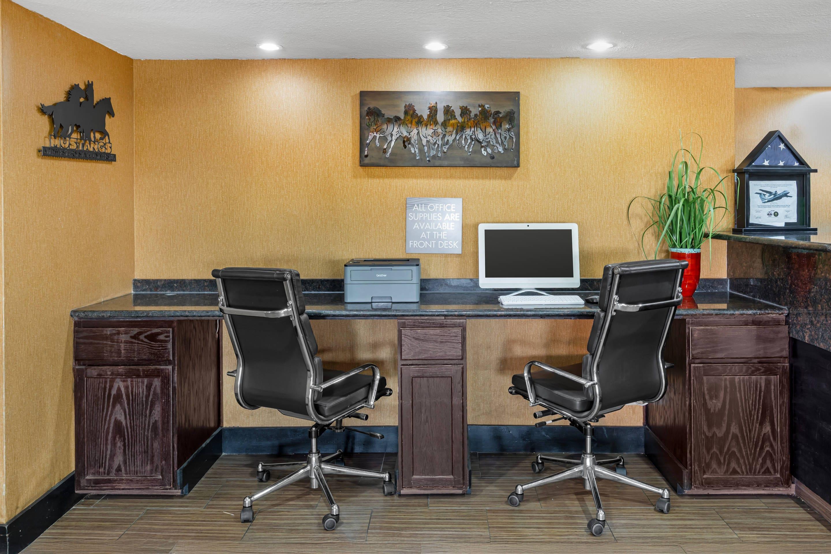 Business center | Comfort Inn Wichita Falls North