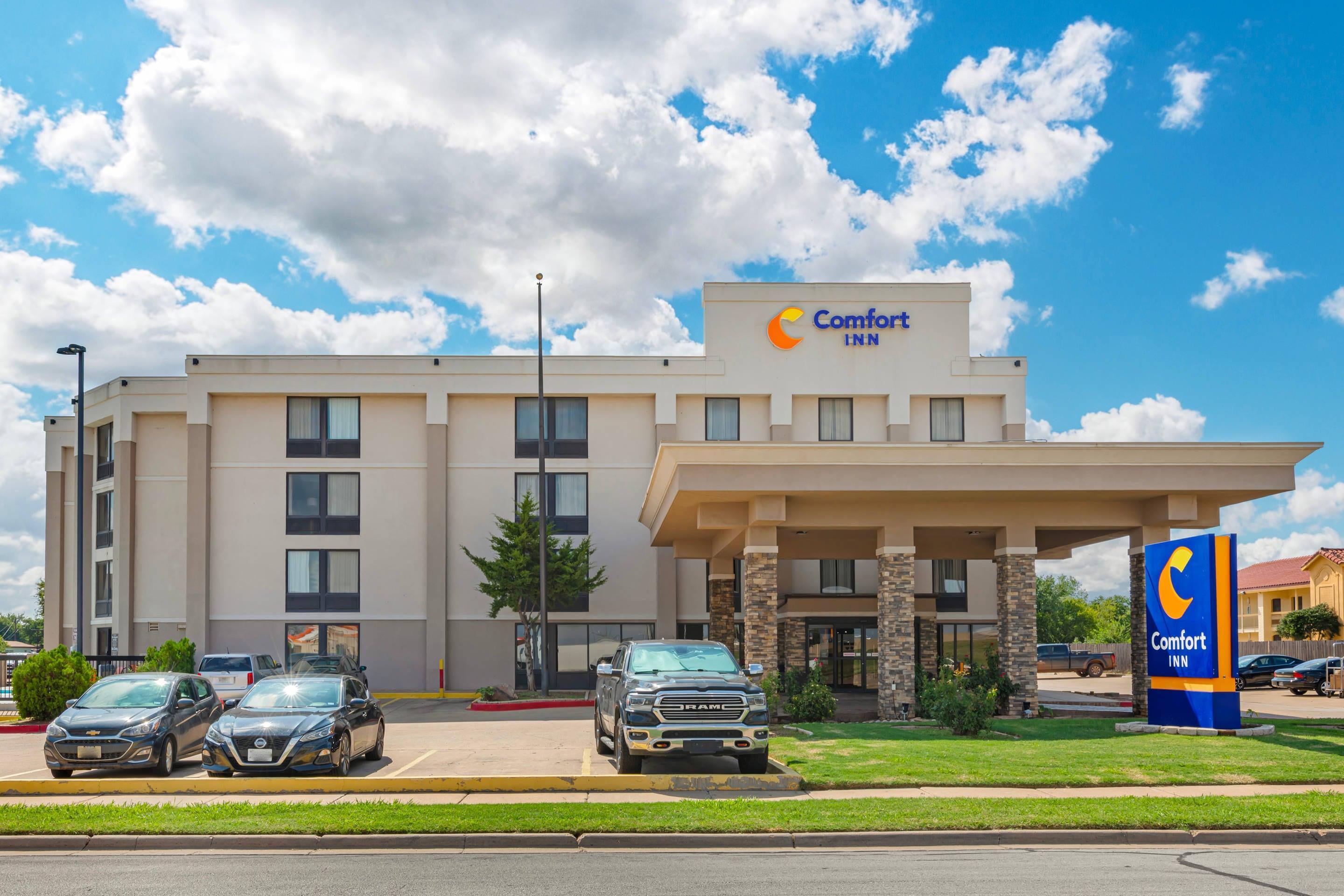 Hotel exterior | Comfort Inn Wichita Falls North