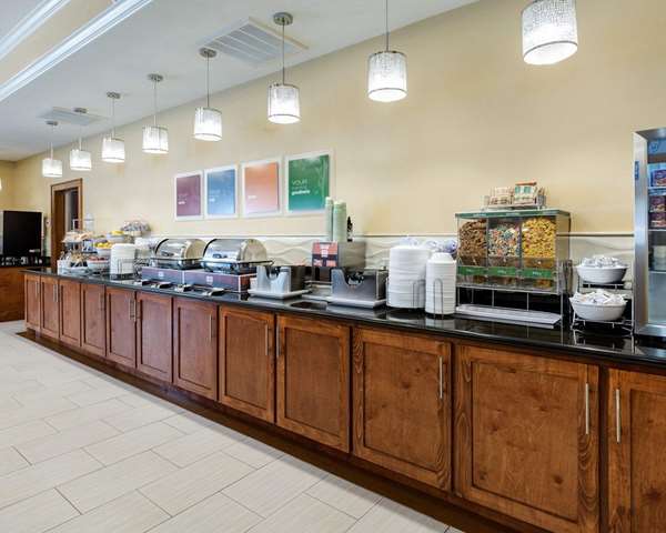 Amenities - Comfort Suites at Katy Mills - I-10, Exit 741