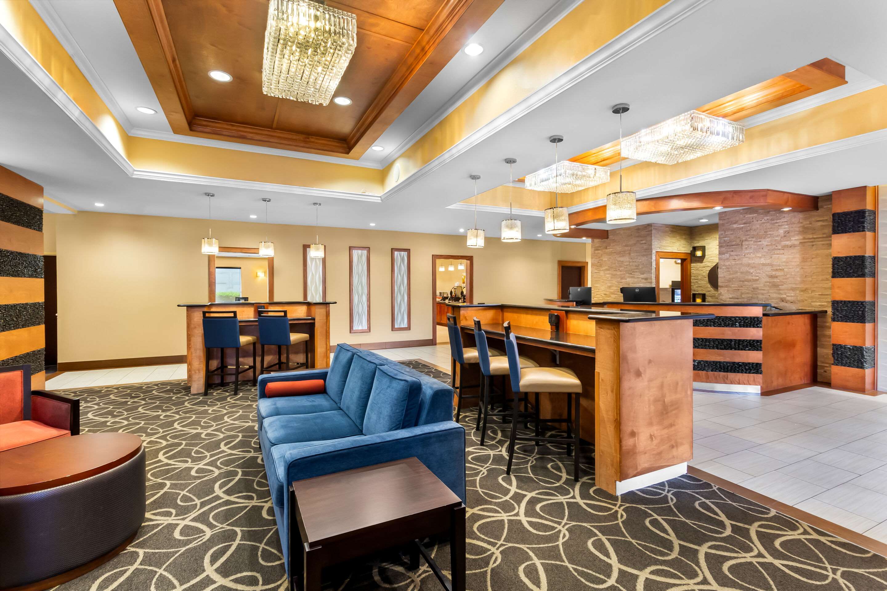 Hotel lobby | Comfort Suites at Katy Mills