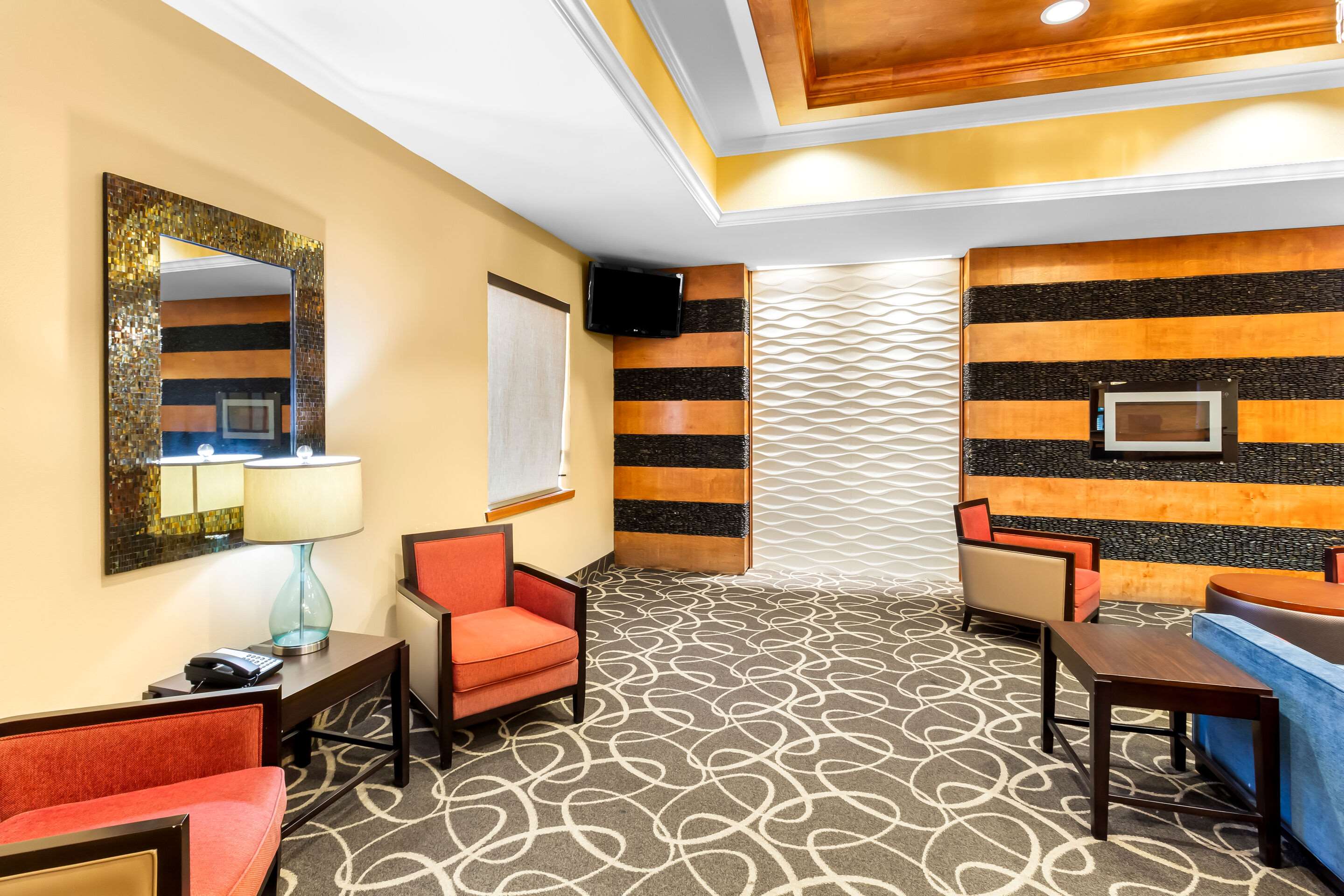 Hotel lobby | Comfort Suites at Katy Mills