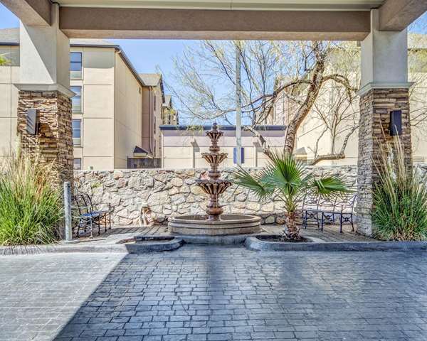 Exterior view - Comfort Inn & Suites Airport El Paso - I-10, Exit 25