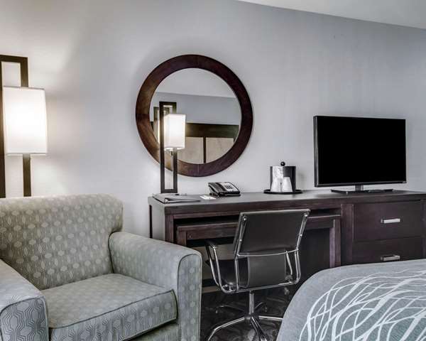  - Comfort Inn & Suites Airport El Paso - I-10, Exit 25