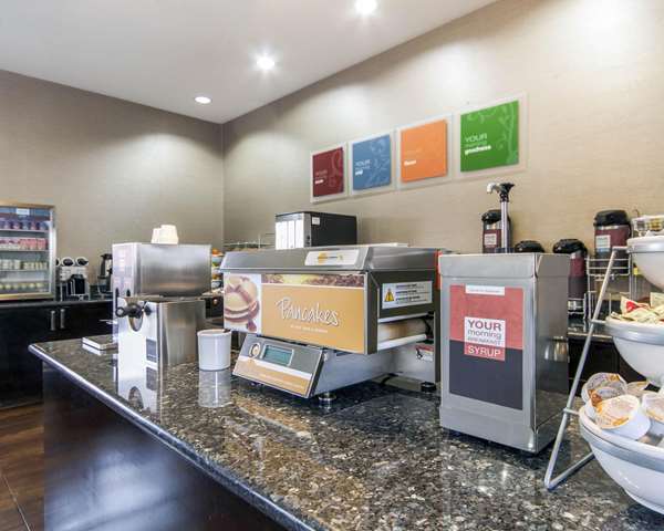 Amenities - Comfort Inn & Suites Airport El Paso - I-10, Exit 25